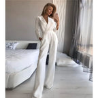 Eleganter Damen-Jumpsuit mit weitem Bein und Kragen